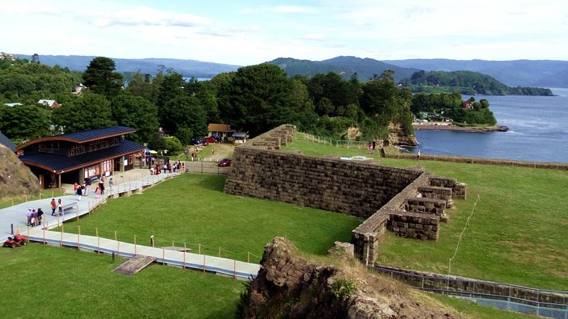 Gran foso externo a gran foso a tierra del Castillo de la Pura y Limpia Concepción de Monforte de Lemos